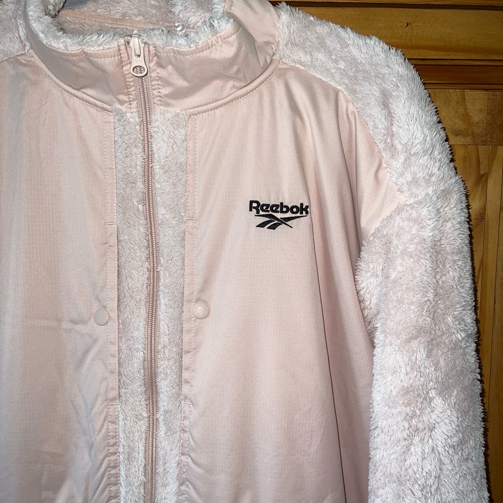 Reebok fleece jacket. SZ. M. NWT - Picture 2 of 9